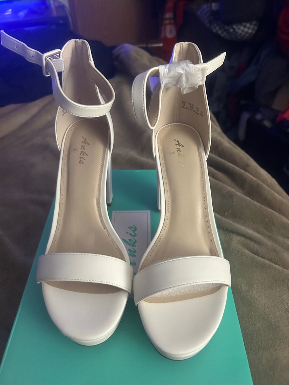 Women Ankis platform heels new with box